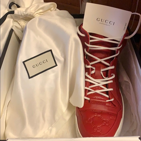 Men’s Leather Gucci Signature Red Sneakers - Picture 9 of 9